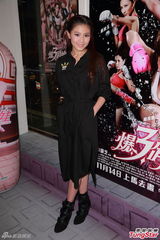 组图：《爆3俏娇娃》周秀娜余晓彤卢颂之同造势