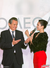 组图：章子怡蕾丝拼接蓝裙俏皮 拒谈恋情