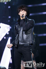 组图：Trouble Maker《MCD》夺冠 miss A惹火舞