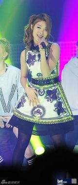 组图：金申英等助阵音乐节目《冠军秀》录制