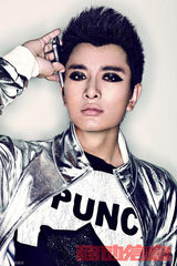 幻灯图：贾乃亮另类登封面  烟熏妆展哥特气质