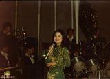 组图：邓丽君气质写真 娇俏少女蜕变巨星