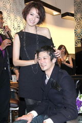 高清图：李心洁承认今年结婚 梁咏琪查字典谈恋爱