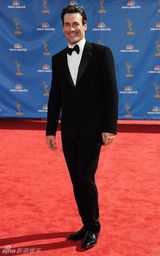 高清组图：《广告狂人》男星乔-汉姆携妻秀恩爱