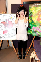 组图：邓紫棋宣传卡通电影 称林宥嘉为选老公标准