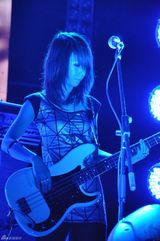 组图：新裤子北京演唱会落幕 新专辑将推黑胶唱片