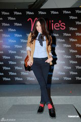 组图：林峰徐子珊出席活动 皆表态不会离开无线