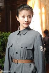 幻灯：孙菲菲新戏造型曝光 演绎一个女人的成长史诗