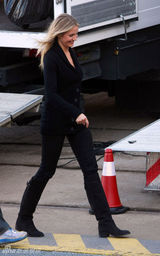 组图：克鲁斯新片热拍 迪亚兹大赞搭档