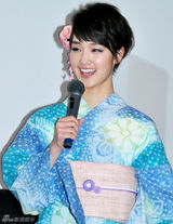 组图：刚力彩芽穿浴衣出席活动自嘲没有女人味