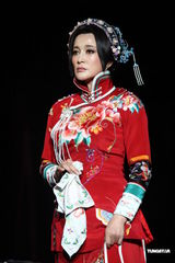 组图：刘晓庆挑战舞台剧 容颜不老饰演赛金花