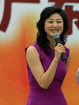 幻灯图：陈绍基情妇李泳私密照曝光 网友叹其会享受