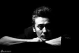 高清图：吴秀波登时尚杂志 优雅绅士与机车共舞