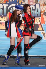 组图：By2性感Cosplay装 自曝曾同时喜欢一男生