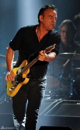 高清组图：格莱美现场布鲁斯斯普林斯汀激情献演