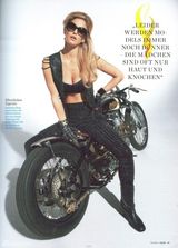 组图：莱昂纳多前女友芭儿-拉法莉性感登封面