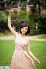 组图：戴娇倩清新写真 明朗动人美丽脱俗