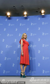 高清：《未知》发布会 黛安-克鲁格红裙娇艳受热捧