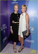 组图：基德曼塞隆黑白双煞同场竞艳