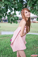 组图：叶子瑄音乐写真书为电影暖身