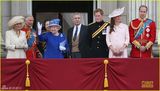 组图：女王携皇室亮相阅兵 凯特王妃大肚优雅