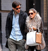 高清组图：纽约名媛奥利维亚-巴勒莫和男友现身