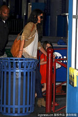 组图：小苏瑞猛练体操 奥运“种子”初长成