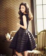 组图：汤唯韩范儿大片时尚摩登 独特笑容展魅力