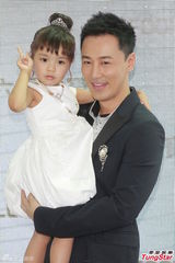 组图：电眼女娃迷倒林峰 萌生当爸念头