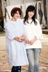 幻灯图：郭静拍摄新歌MV 陈乔恩跨刀助阵 