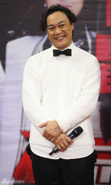 组图：《最强音》冠亚军见面会 陈奕迅摆鬼脸