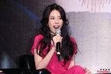 组图：莫文蔚出道20周年 有意计划世界巡演