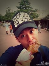 组图：高昊微博海量搞怪照盘点 耍宝快乐人生