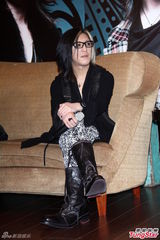 组图：GLAY访台中文问好 金曲日开唱喊话五月天