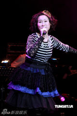 高清组图：王菀之不计前嫌原谅好友 张敬轩因病失约