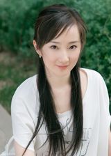 组图：程媛媛生活照曝光 朱唇皓齿明眸流盼