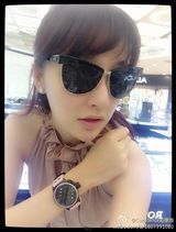 组图：王励勤主播女友微博晒美艳靓照