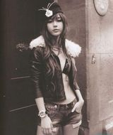 幻灯图集：香港书展销量冠军 Angelababy火辣写真