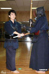 高清图：林宥嘉受柯南影响学习剑道 重温儿时记忆