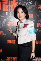 组图：廖启智不敢打老婆 赞任达华有男人味