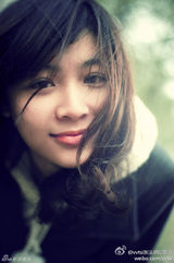 组图：央视美女记者池舒欣走红 海量私房照曝光