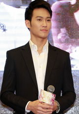 组图：电影《对不起，我爱你》让爱表白发布会