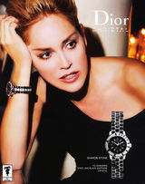 高清组图：莎朗-斯通广告写真 年过50风韵犹存