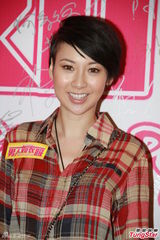 组图：《男人如衣服》香港首映 林峰熊黛林避谈感情