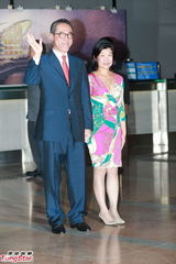 组图：晶刚香港婚宴 香港前政务司司长唐英年出席