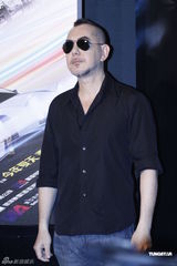 组图：余文乐黄秋生助阵《车手》海报揭幕仪式