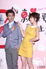 组图：炎亚纶首次合作郭雪芙：她是我心中第一