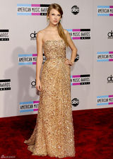 高清组图：泰勒-斯威夫特性感抹胸亮片礼服亮相