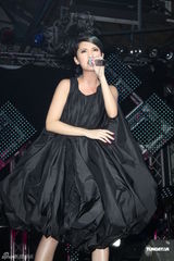 组图：杨丞琳个唱化身摇滚精灵 打造魔幻舞台