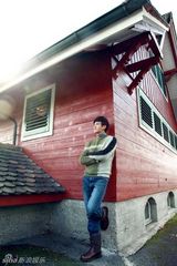 组图：何润东曝光冬日写真 展现温柔倔强